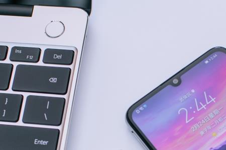 华为畅享10e打游戏时怎么回消息