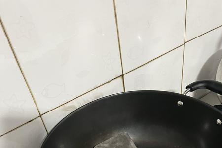 铸铁锅开锅后可以炖菜吗