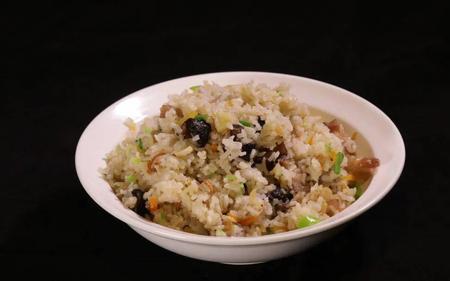 闽南咸饭为什么要加炸花生米
