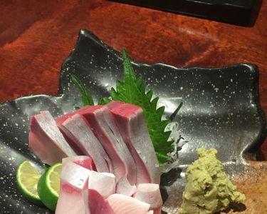 刺身里边全黄色那个叫什么
