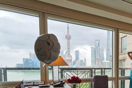 上海半岛酒店客房有洗衣服务吗