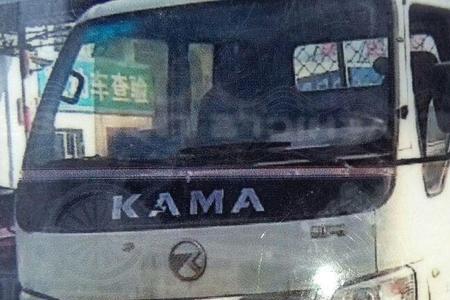 轻型栏板货车年检流程