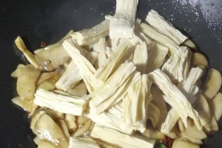 焖羊肉可以加入腐竹和杏鲍菇吗