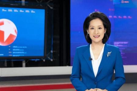 主持人何婕今年多大