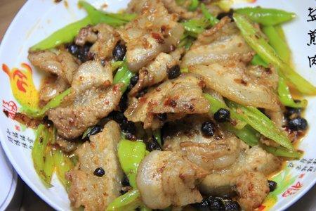 盐煎肉要不要带皮肉