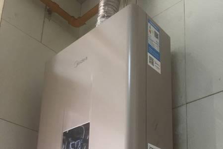 水伺服是直接出热水吗