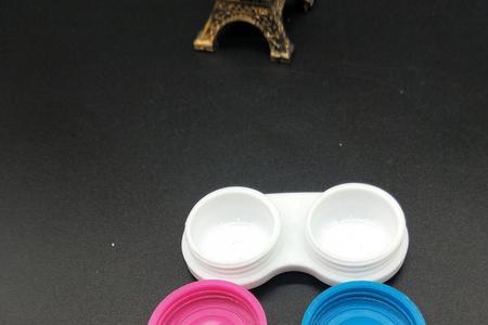 隐形眼镜盒什么意思