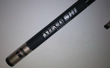 鱼竿飞鲨好还是黑棍好