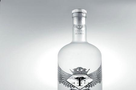 为什么朗姆酒像工业酒精