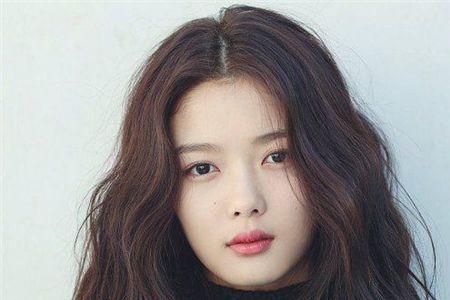 一个女孩子发ben什么意思