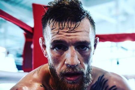 ufc拳手耳朵为什么都鼓起来