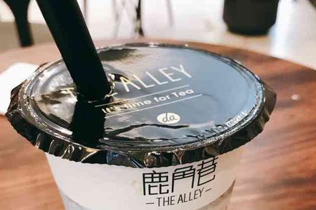 鹿角巷蜜桃乌龙牛乳茶怎么泡