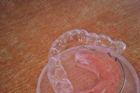 保持器为什么会臭