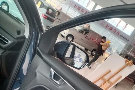 五菱佳辰后视镜怎么自动调节