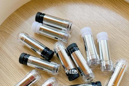 口红怎么替换芯
