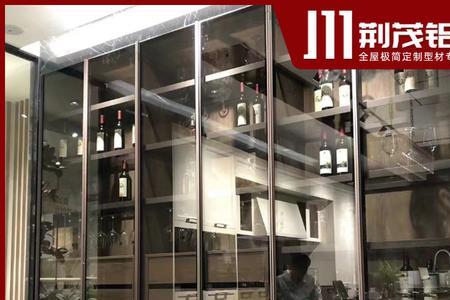 橱柜玻璃门和铝合金门哪个便宜