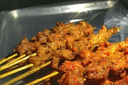 炸羊肉串是用热油还是用凉油