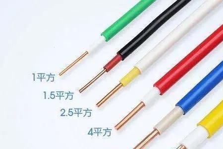 三根火线是通的正常吗
