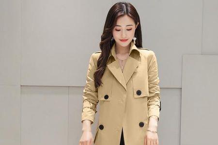 女生穿风衣怎么夸