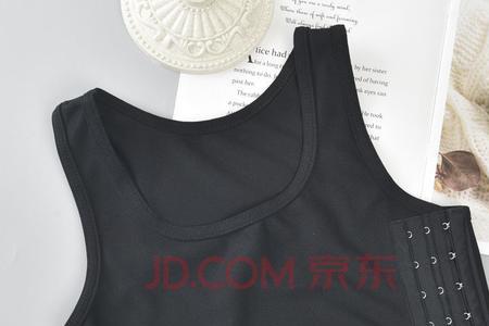 束胸买大还是买小