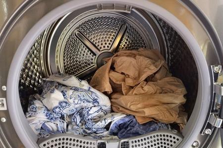 一千瓦的烘衣机烘干衣服要多久