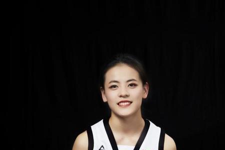 女篮王雪朦为什么没有进国家队