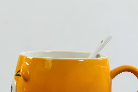 马克杯坏了怎么能粘上