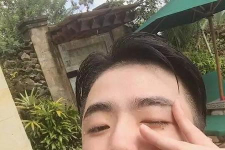 王不染偶像是谁