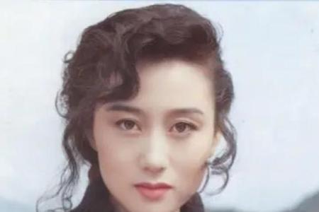 利智是混血吗