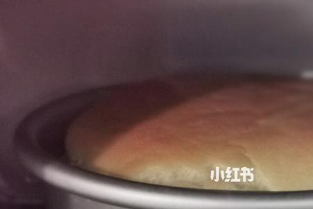 蛋糕出现蘑菇云的原因