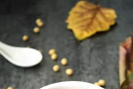 牛腩煲汤