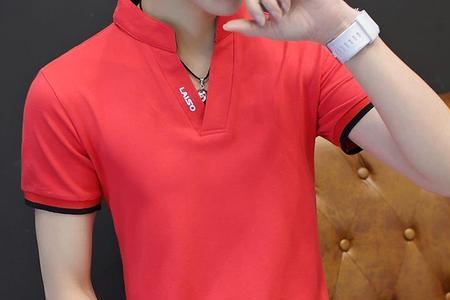 为什么女t恤领口比男式大