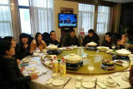 女人和领导吃饭要注意什么