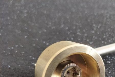 暖气阀门磁片怎样取掉