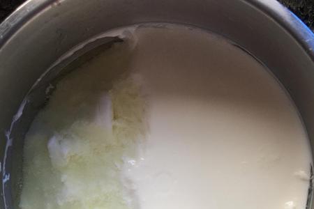 把酸奶洒倒被子里了怎么办
