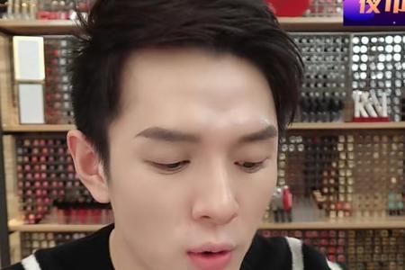 李佳琦三顿半直播时间