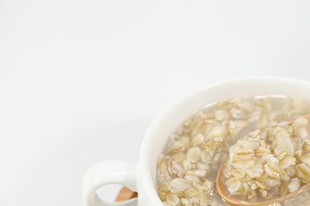 即食燕麦片熬粥时什么时候下锅
