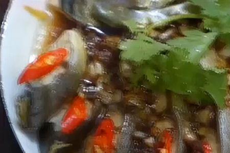 煲仔金鲳鱼的做法