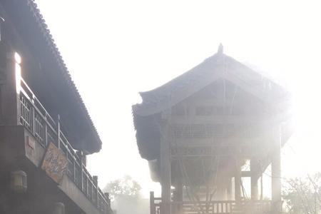 东方盐湖城可以带自热食品吗