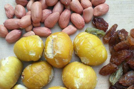 板栗花生米正宗做法