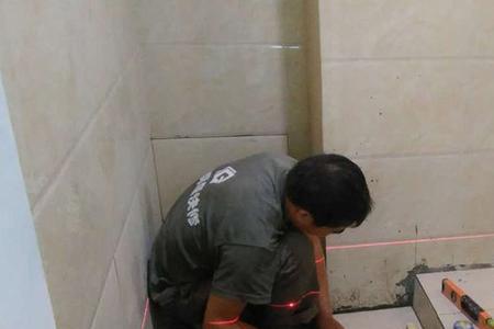 肠粉机底部漏水是怎么修