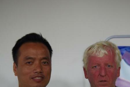 国际足球教练证书怎么获得