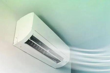 吹冷空调房间要不要放水
