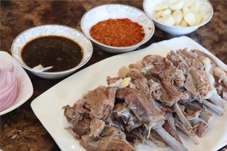 宁夏手抓羊肉为什么蘸醋