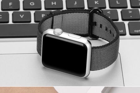 苹果实体店买iwatch能选表带吗