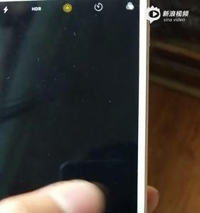 苹果手机后摄像头的灯怎么开