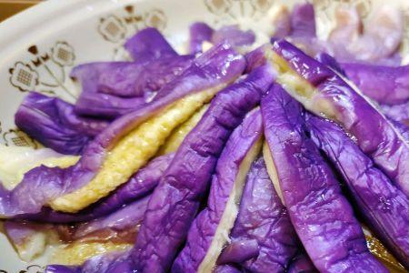 蒸茄泥去皮吗