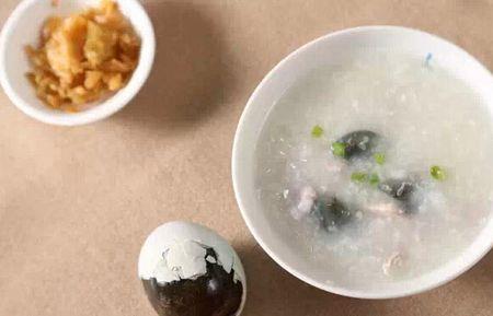凌晨的粥下一句是啥