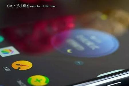 手机壳音量孔在上面好吗