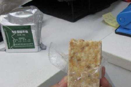 仓鼠能吃压缩饼干吗